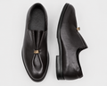 Mocassins noirs plissés à détail doré