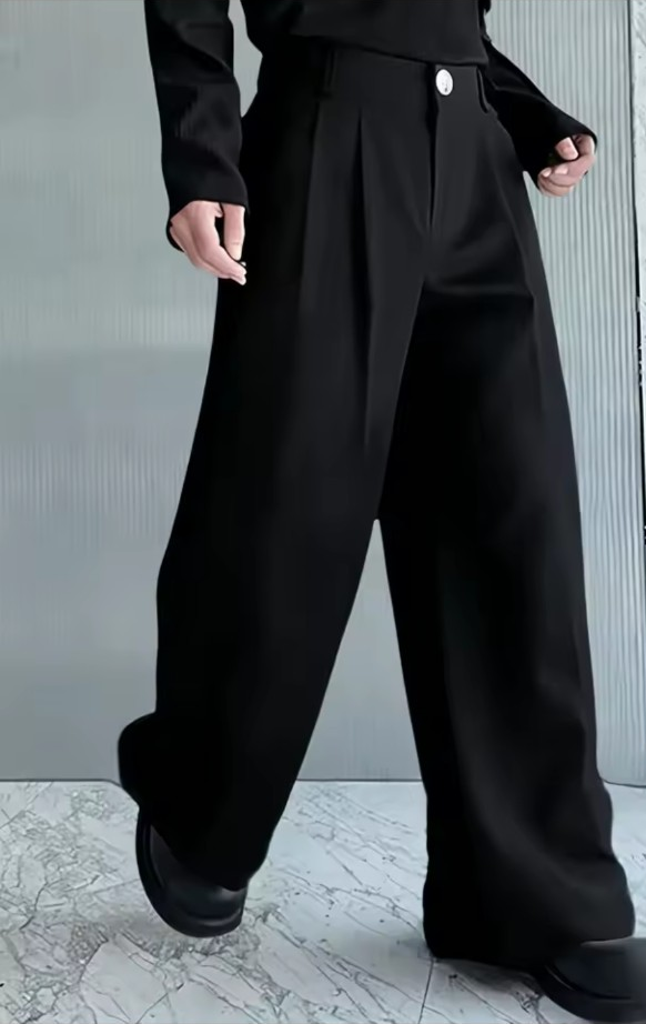 Pantalon noir taille haute à doubles pinces